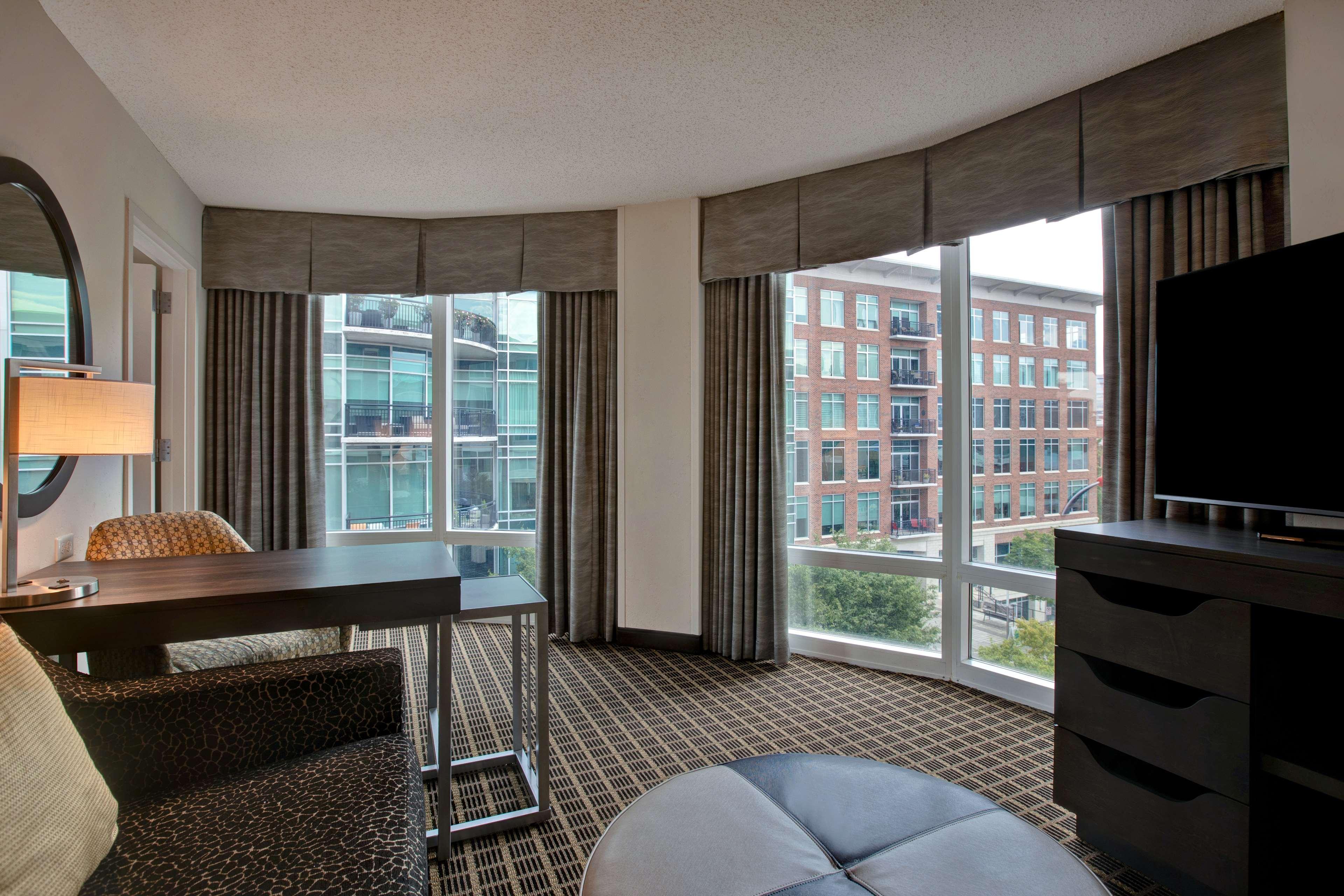 Hampton Inn & Suites Greenville-Downtown-Riverplace Εξωτερικό φωτογραφία