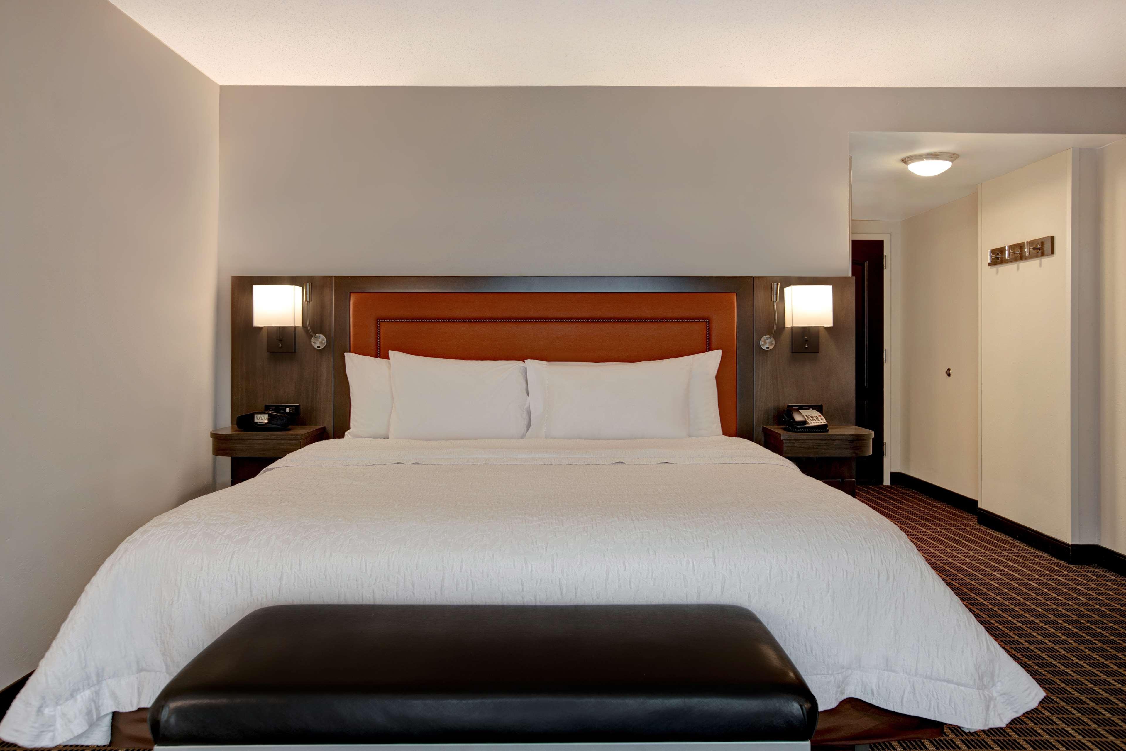 Hampton Inn & Suites Greenville-Downtown-Riverplace Εξωτερικό φωτογραφία