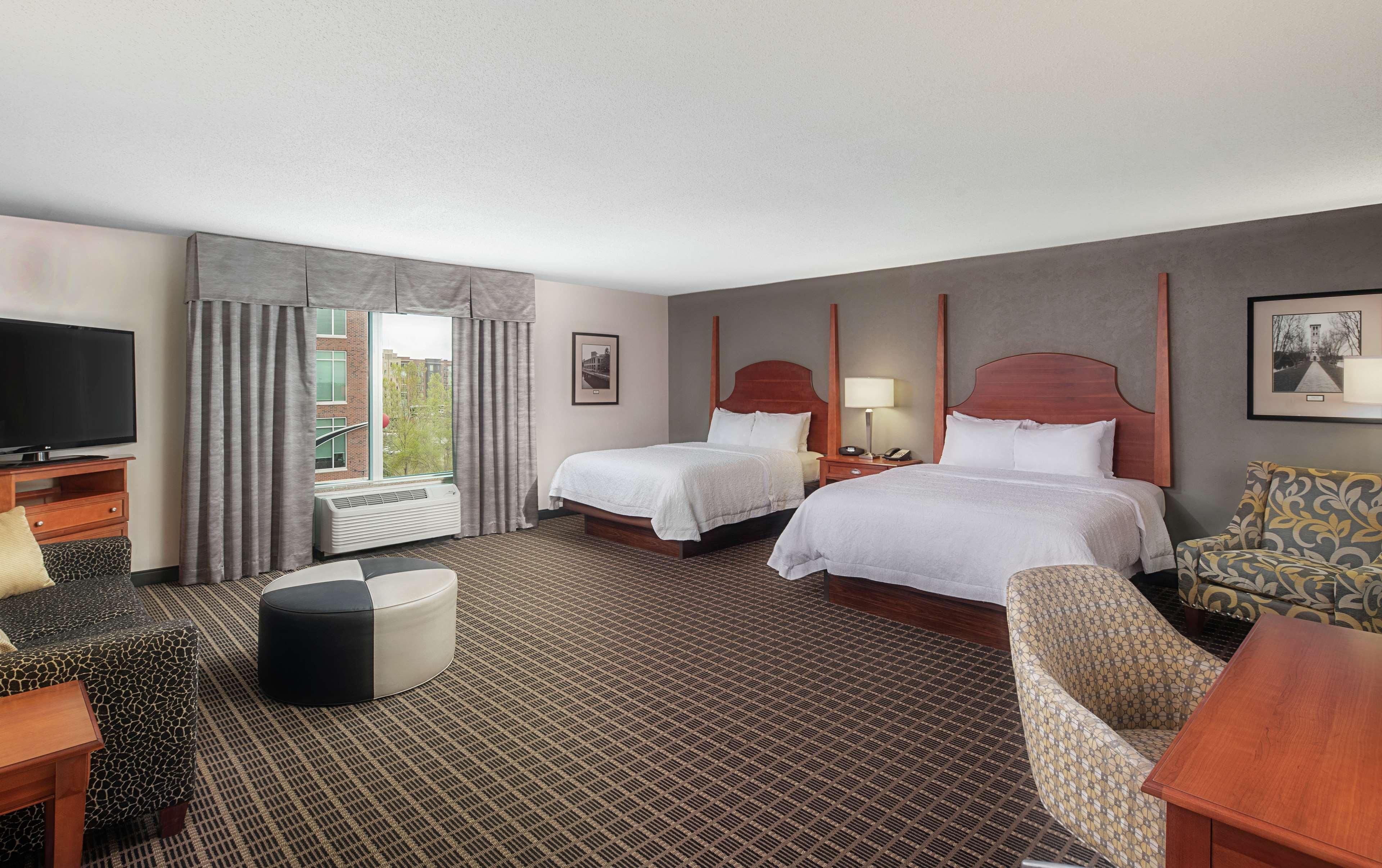 Hampton Inn & Suites Greenville-Downtown-Riverplace Εξωτερικό φωτογραφία