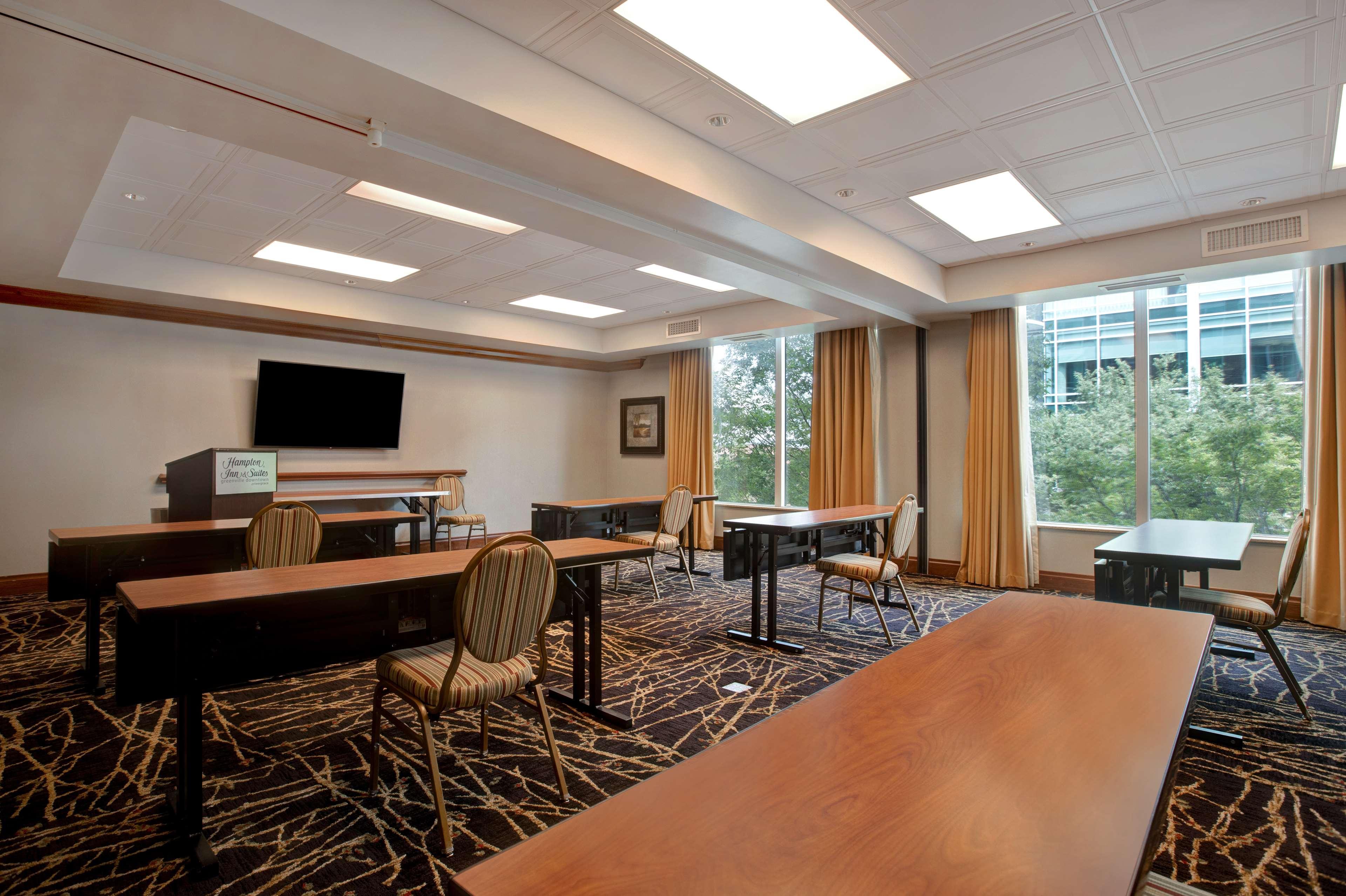 Hampton Inn & Suites Greenville-Downtown-Riverplace Εξωτερικό φωτογραφία