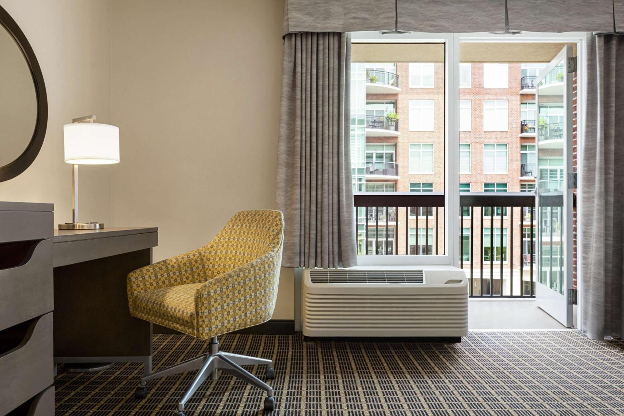 Hampton Inn & Suites Greenville-Downtown-Riverplace Εξωτερικό φωτογραφία